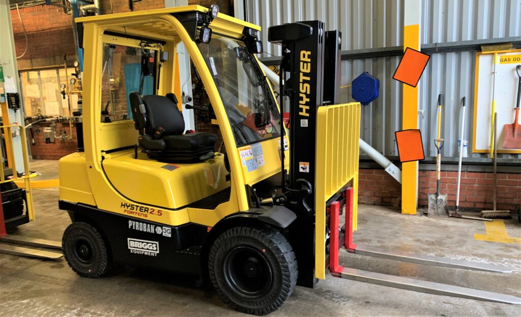 New Hyster Pyroban forklifts improve efficiency and safety for Robinson Brothers