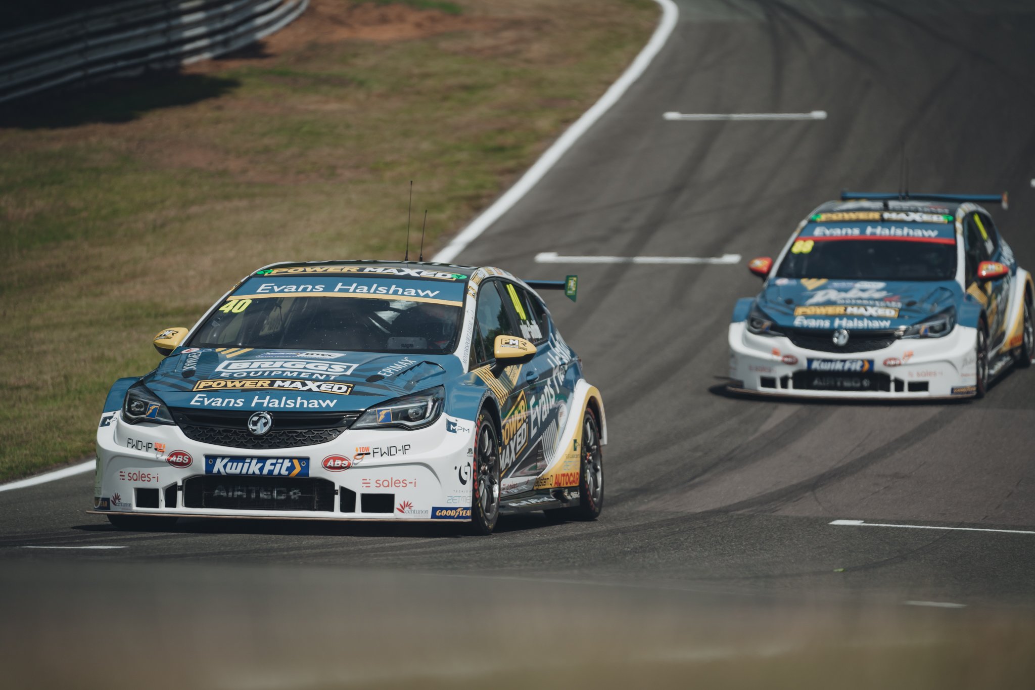 Taylor-Smith battling it out with Mikey Doble at Oulton Park