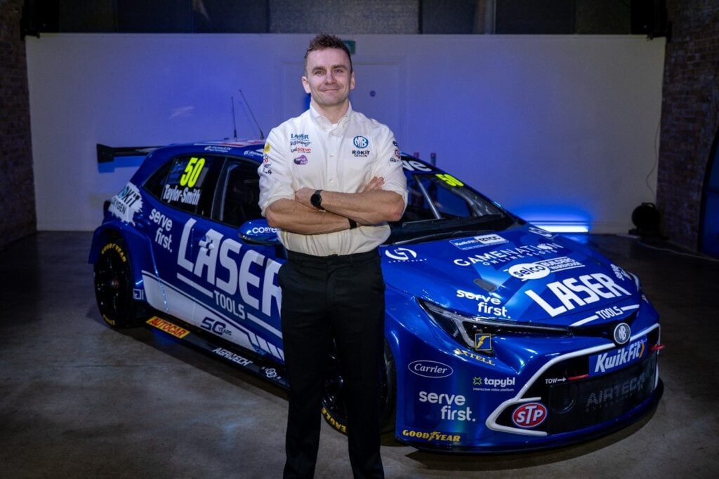 Teaming Up with Árón Taylor-Smith for 2026 BTCC Campaign - Briggs Equipment