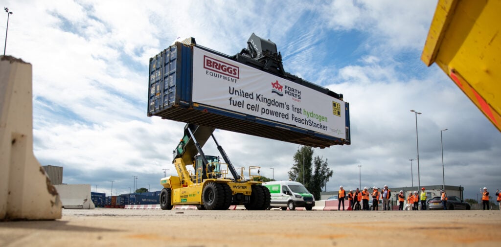 Hyster - Hydrogen Fuel Cell Reach Stacker